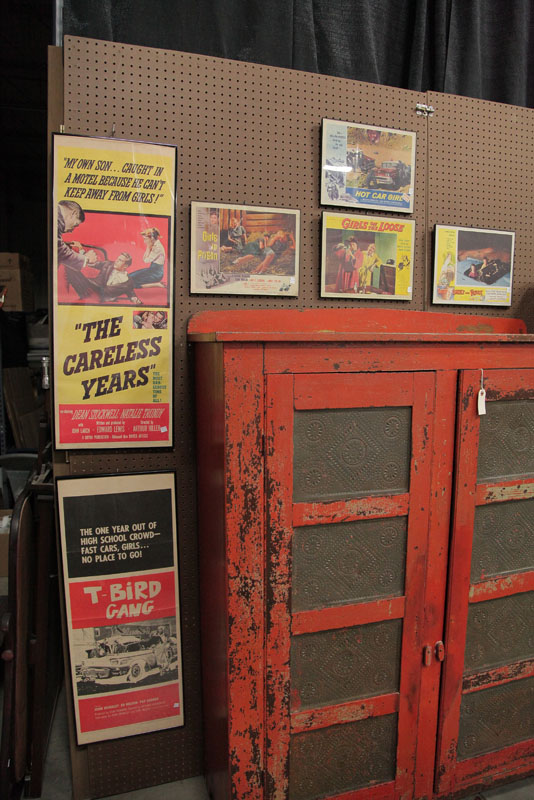 SIX MOVIE LOBBY CARDS AND MOVIE