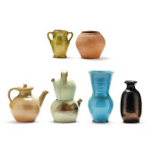 SIX NORTH CAROLINA POTTERY ITE