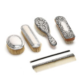 SIX PERUVIAN SILVER DRESSER AC