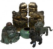 SIX PIECE FOO DOG GROUPSix Pie