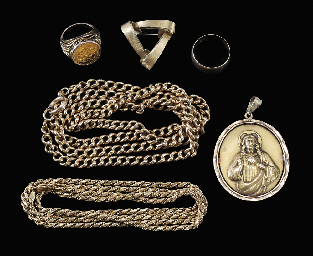 Six Pieces 14 kt. Yellow Gold