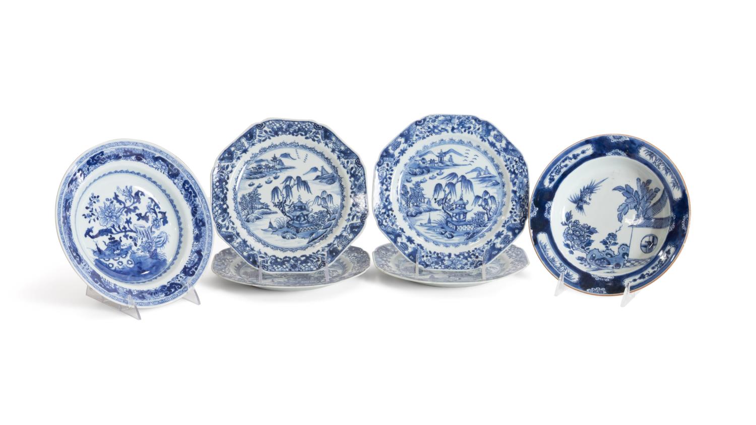SIX PIECES CHINESE BLUE & WHITE