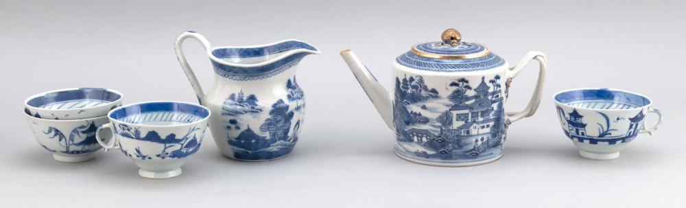 SIX PIECES OF BLUE AND WHITE