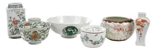 SIX PIECES OF CHINESE FAMILLE