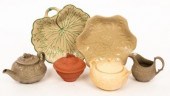 Six pieces of Wedgwood drabwar