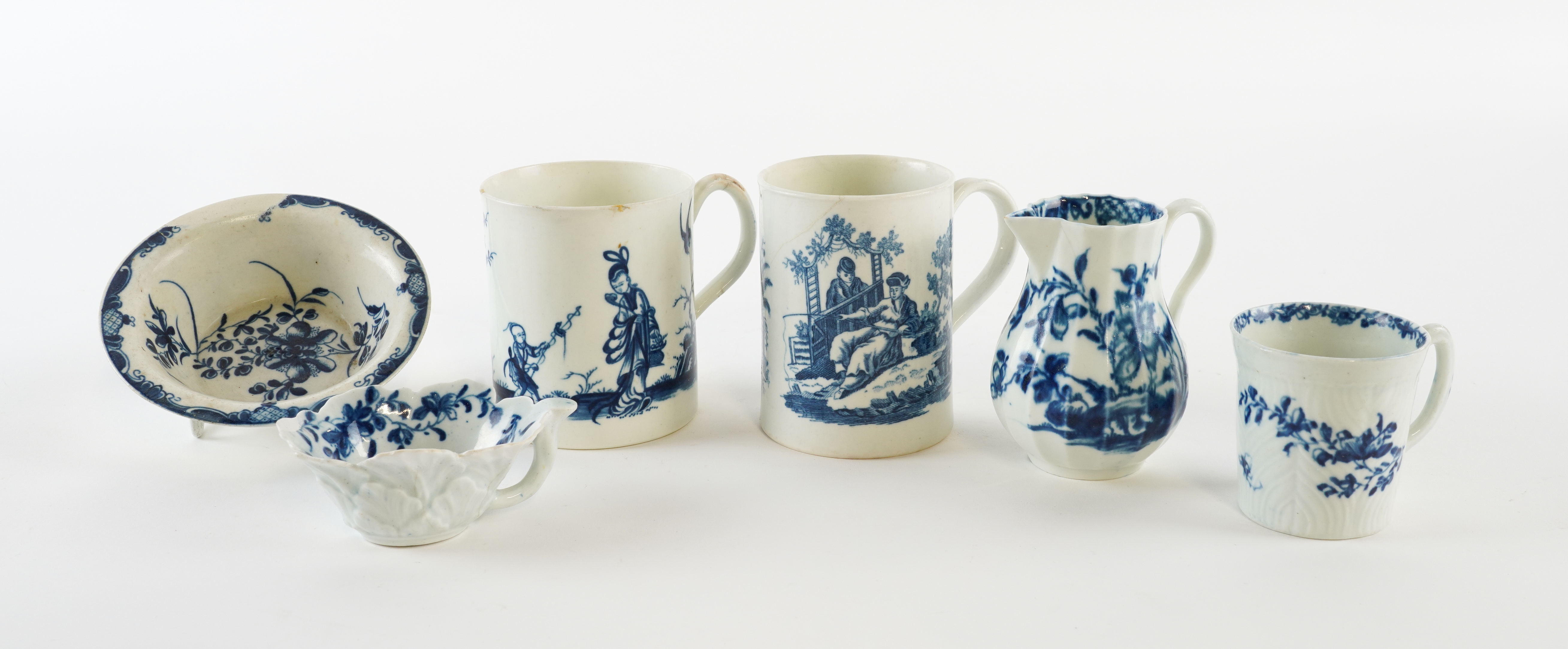 SIX PIECES OF WORCESTER BLUE AND