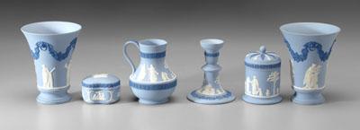 Six pieces tri-color Wedgwood, pale