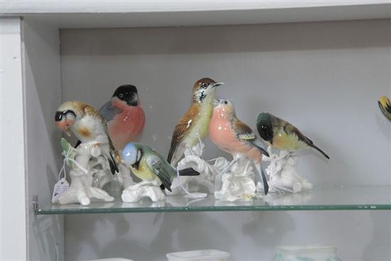 SIX PORCELAIN BIRD FIGURINES. By