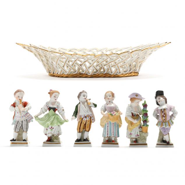 SIX SITZENDORF FIGURINES AND A