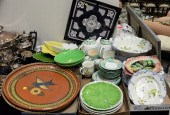 SIX TRAY LOTS OF MAJOLICA, ITA