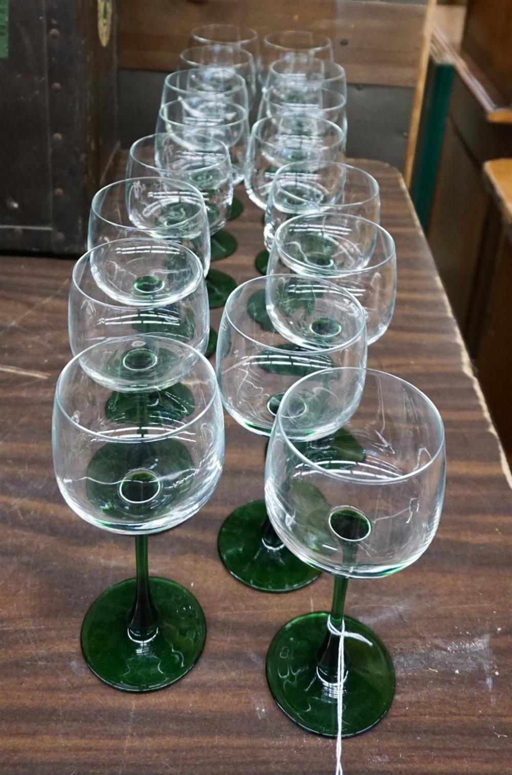 SIXTEEN GREEN TO CLEAR STEM