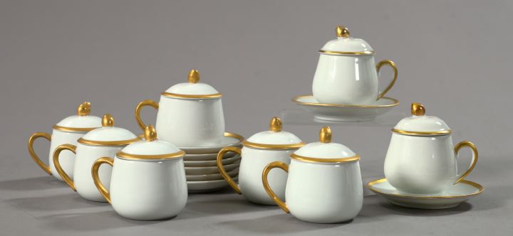 Sixteen-Piece Collection of