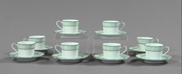 Sixteen-Piece Noritake Porcelain