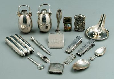 Sixteen silver accessories: