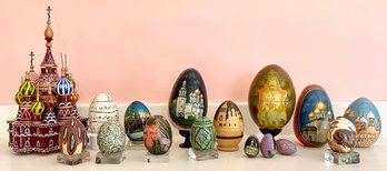 Sixteen vintage Russian pieces,