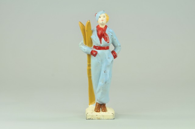SKIER DOORSTOP BOOK EXAMPLE full