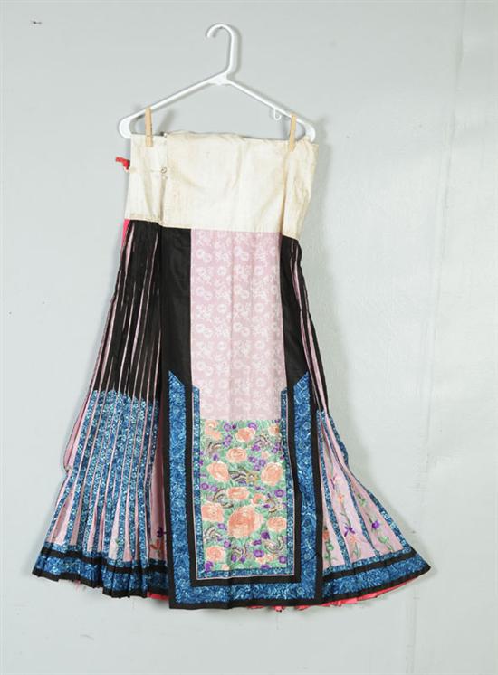 SKIRT.  China  1st half-20th