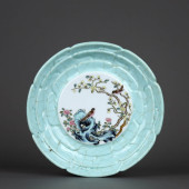 SKY-BLUE CRACKLED GLAZE WITH F