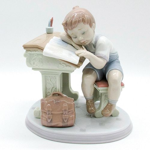 SLEEPY SCHOLAR 1006801 - LLADRO