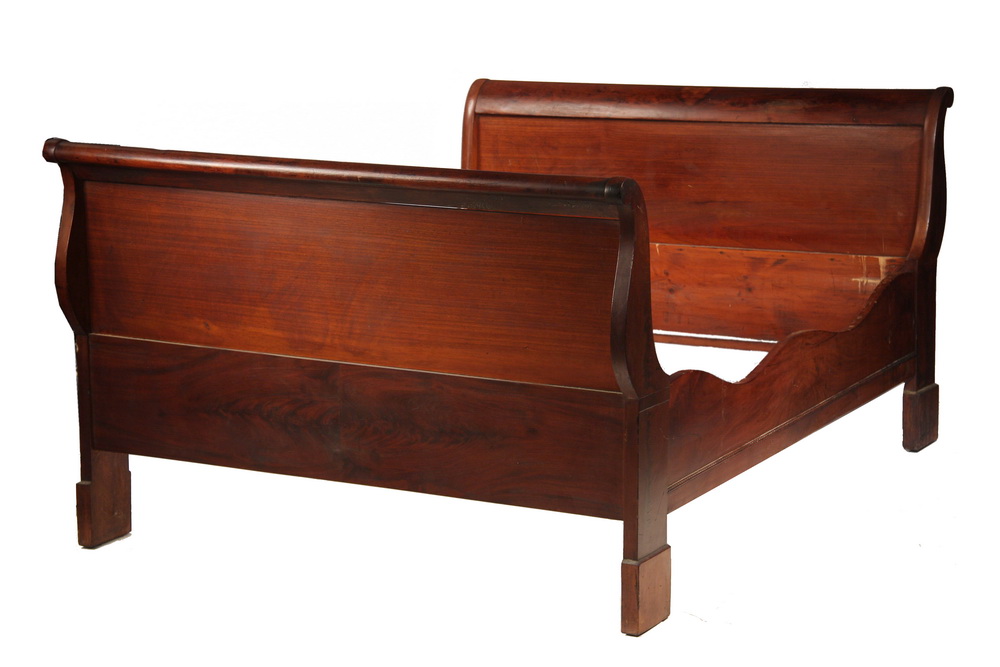 SLEIGH BED - 19th c Mahogany Sleigh