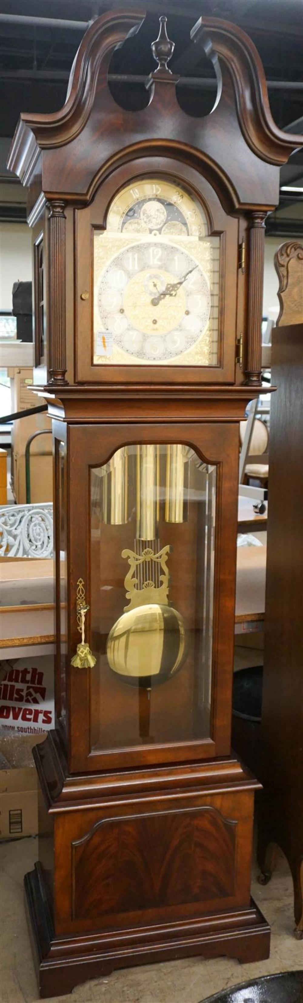 SLEIGH MAHOGANY GRANDMOTHER'S