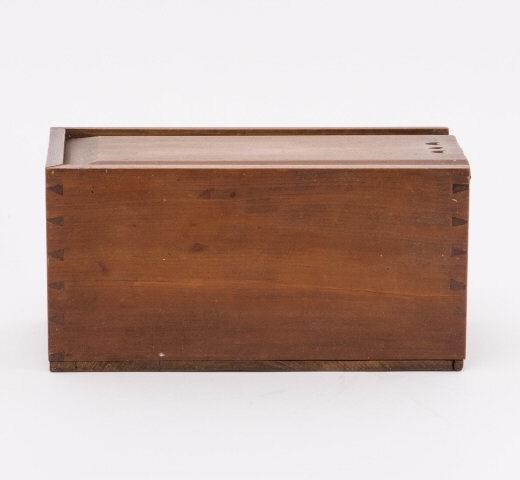 SLIDE-TOP CANDLE BOX, GLENGARRY