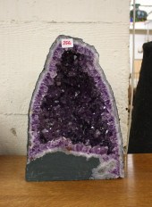 SMALL AMETHYST QUARTZ CAVE GEO