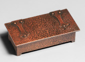 SMALL ARTS & CRAFTS HAMMERED C