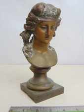 SMALL BRONZE BUST OF A LADY, N