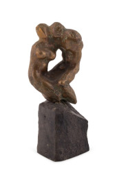 SMALL BRUTALIST STYLE NUDE COU