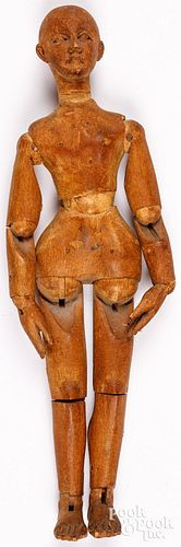 SMALL CARVED ARTICULATED ARTIS
