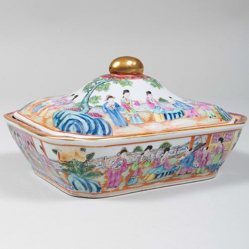 SMALL CHINESE EXPORT PORCELAIN