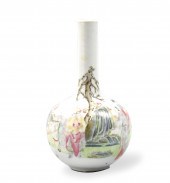 SMALL CHINESE FAMILLE ROSE GLO