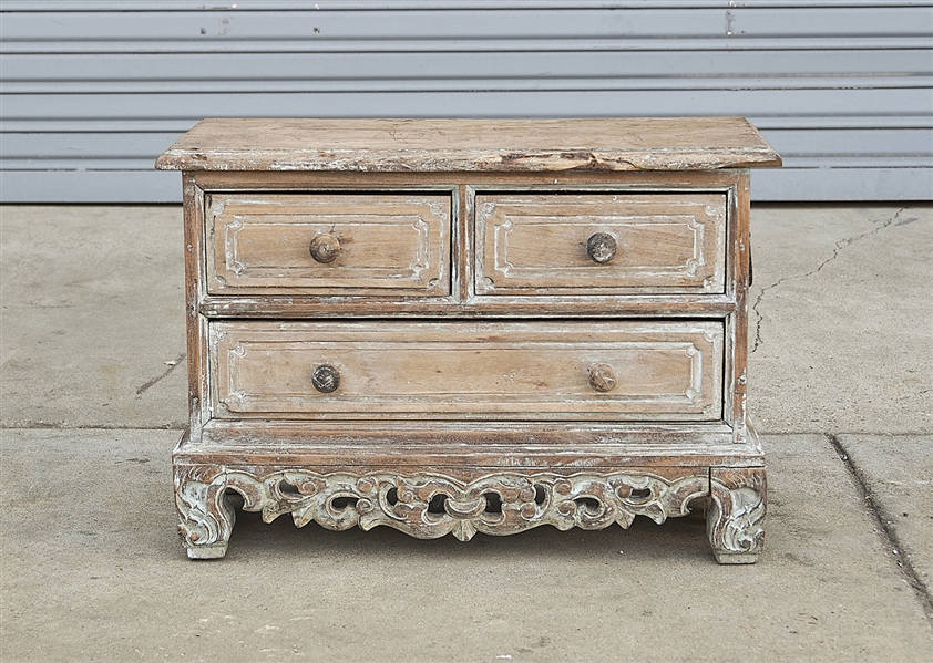 Small Chinese three drawer cabinet;