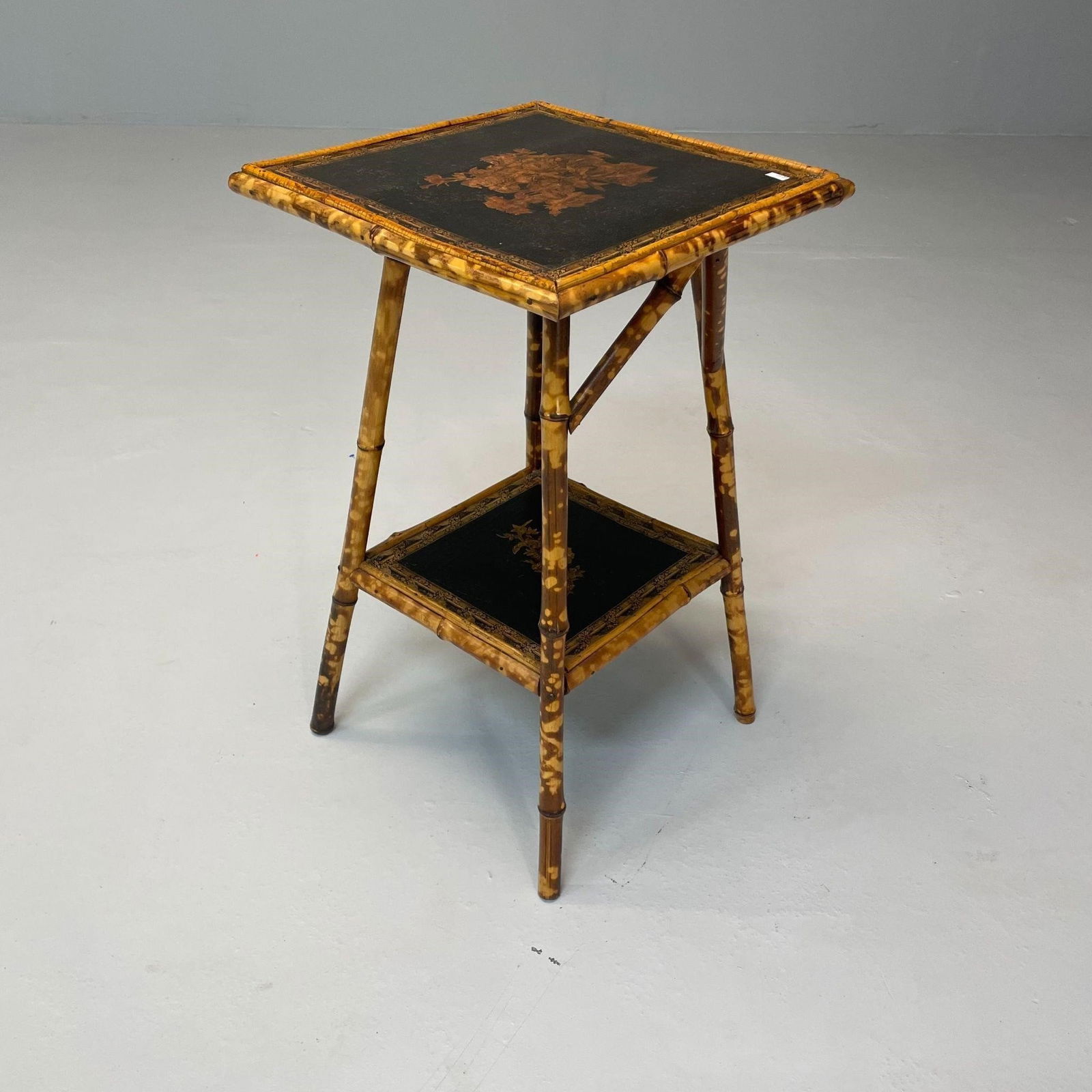 SMALL CHINOISERIE FAUX BAMBOO
