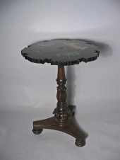Small Chinoserie Decorated Sid