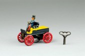 SMALL CLOCKWORK TILLER CAR WIT