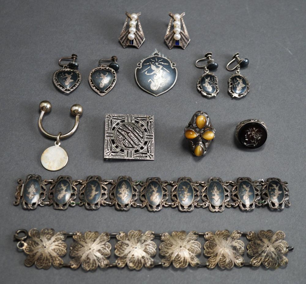 SMALL COLLECTION OF MOSTLY SILVER