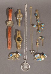 SMALL COLLECTION OF SILVER AND
