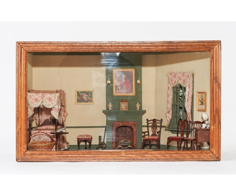 Small colonial style room box