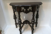 SMALL DEMI LUNE CONSOLE ACCENT