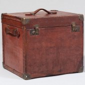SMALL ENGLISH LEATHER-LINED PL