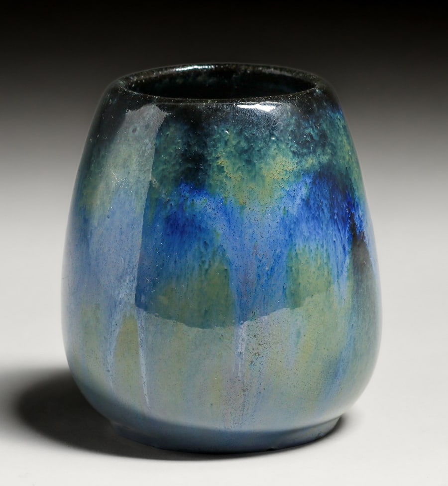 SMALL FULPER POTTERY CHINESE BLUE