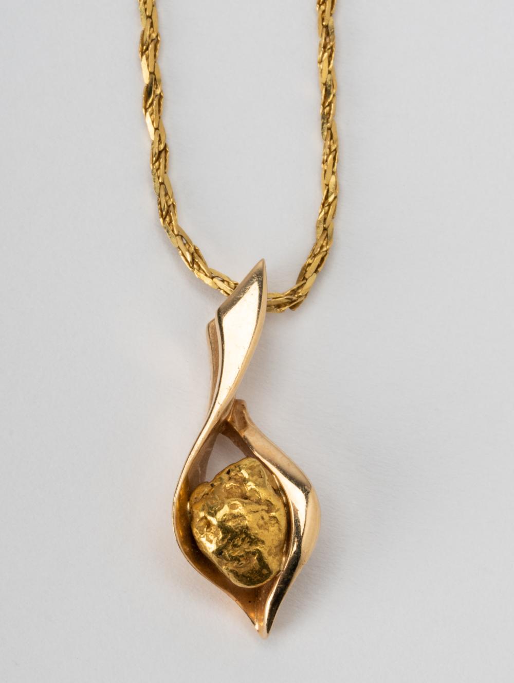 SMALL GOLD CHAIN W/NUGGET