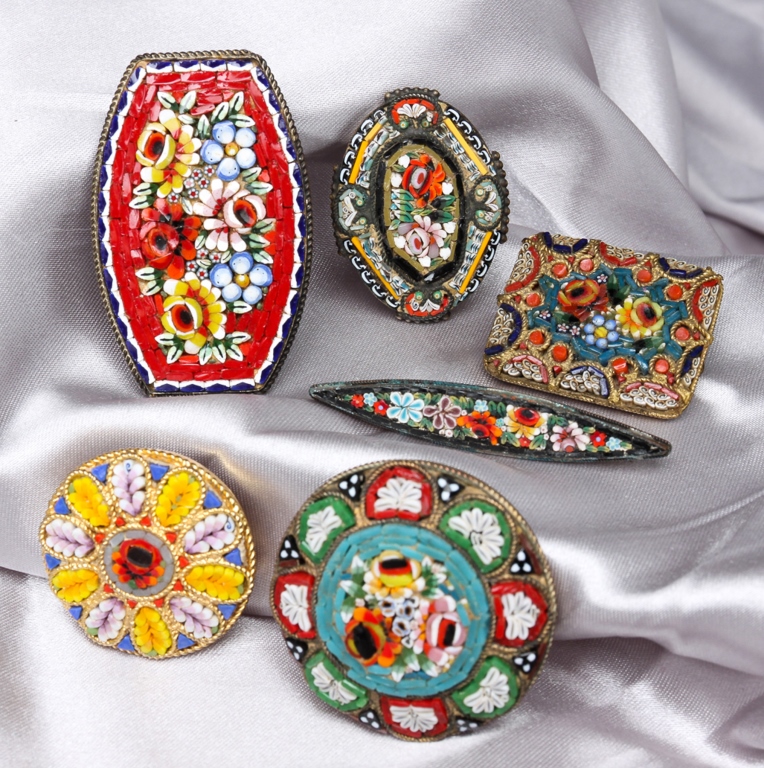 SMALL GROUP VINTAGE MICRO MOSAIC