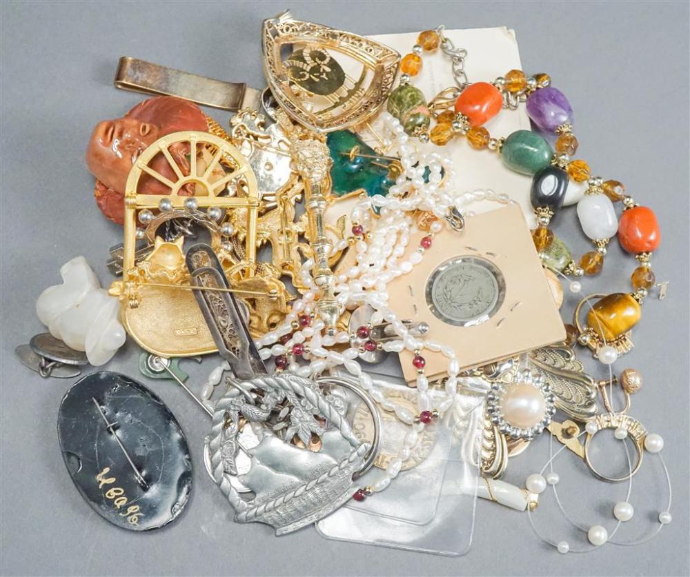 SMALL GROUP WITH GOLD TONE AND