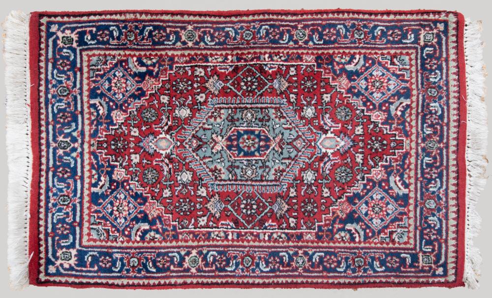 SMALL INDO BIDJAR HAND KNOTTED WOOL