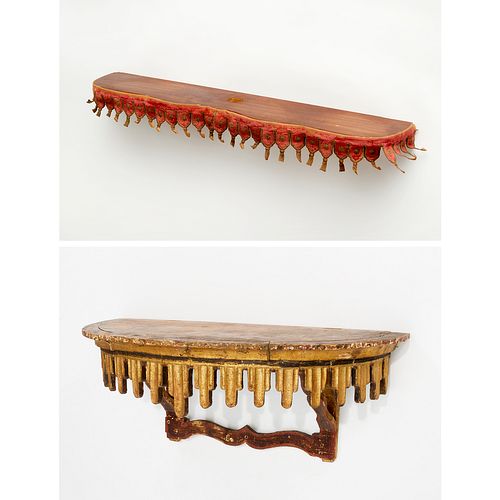 SMALL ITALIAN CARVED GILTWOOD