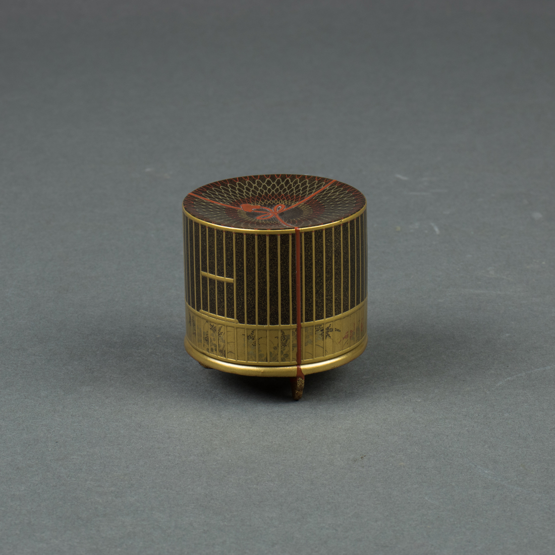 SMALL JAPANESE CYLINDRICAL