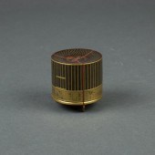 SMALL JAPANESE CYLINDRICAL LAC